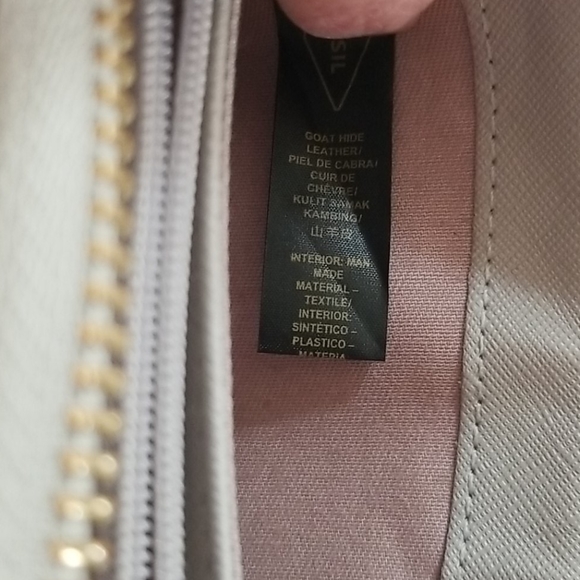 Fossil wristlet - Picture 4 of 6